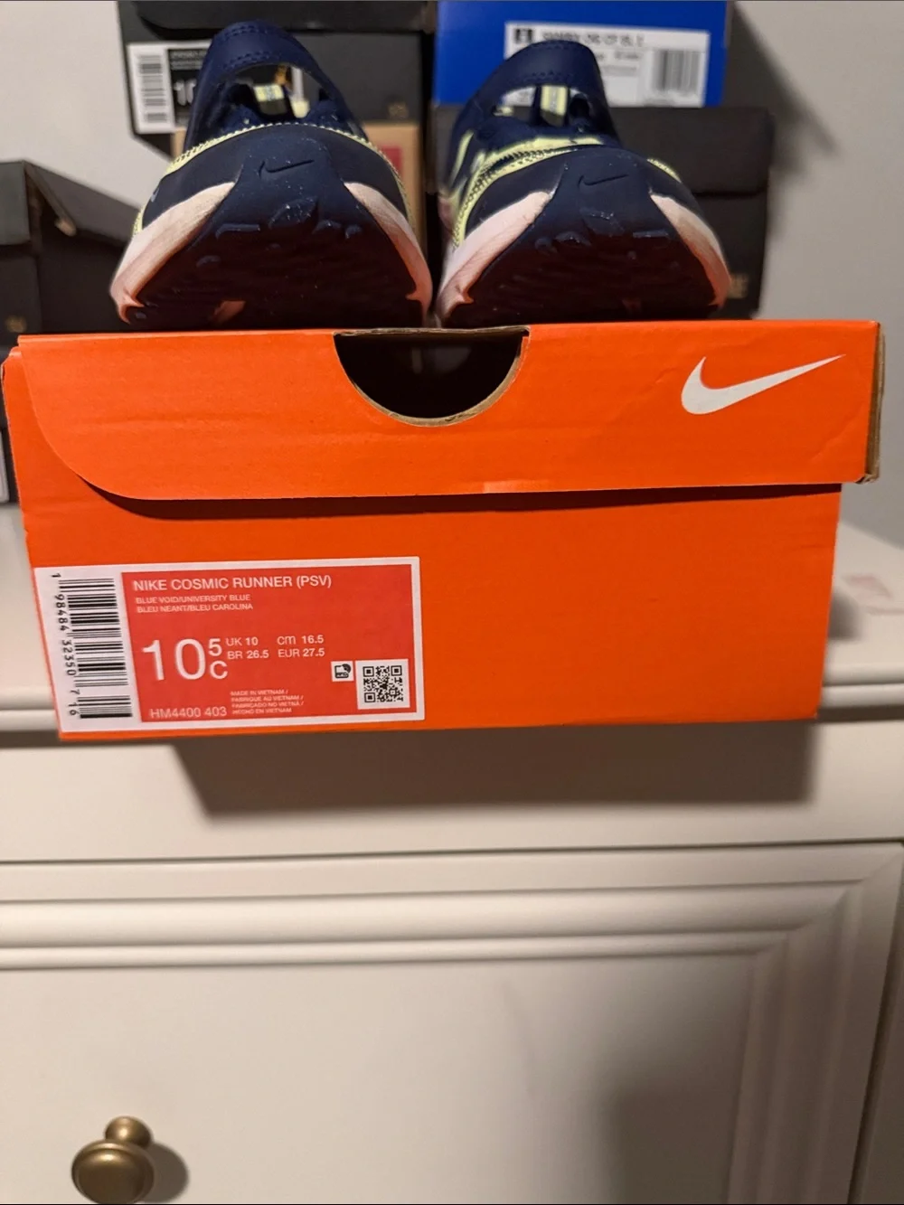 Nike Kids Navy and Neon Yellow Hook-and-Loop Sneakers